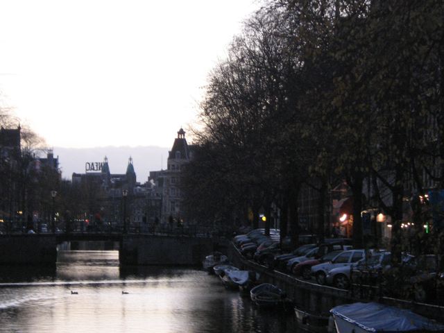 Un pont et une ruelle parfaitement uniques ...